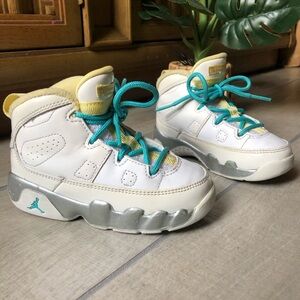 Rare. Jordan 9 retro lemon turquoise toddler size 7